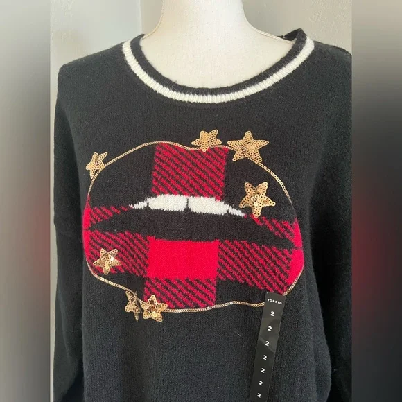 Torrid PULLOVER CREW NECK SWEATER Black Star Lips Plaid Plus size 2 - Picture 2 of 9